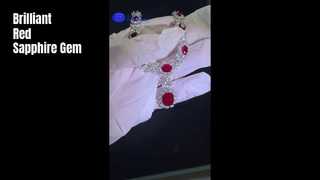 In het laboratorium gemaakte duivenbloedrode saffier