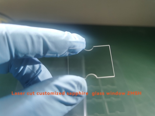 kopen De aangepaste Besnoeiing Sapphire Windows, Sapphire Coated Crystal van de Vormlaser online vervaardiging