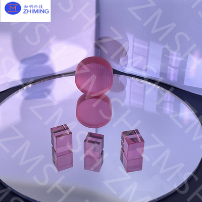 Roze synthetische saffier Al2O3 Ruwe materialen Juwelenindustrie Hoge hardheid Mohs-hardheid 9 Uitgebreide verwerking